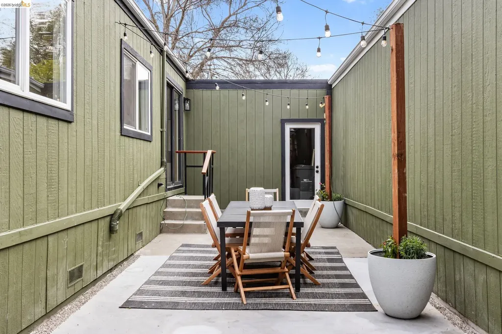 3723 35th Avenue Oakland CA 94619