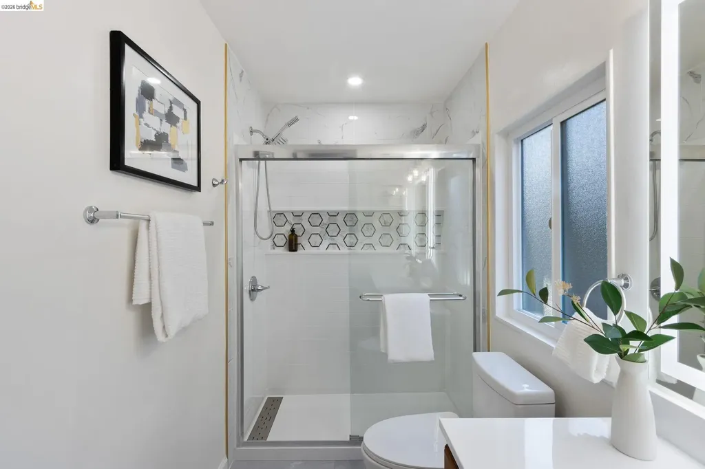 3723 35th Avenue Oakland CA 94619