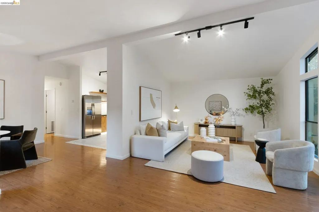 3723 35th Avenue Oakland CA 94619