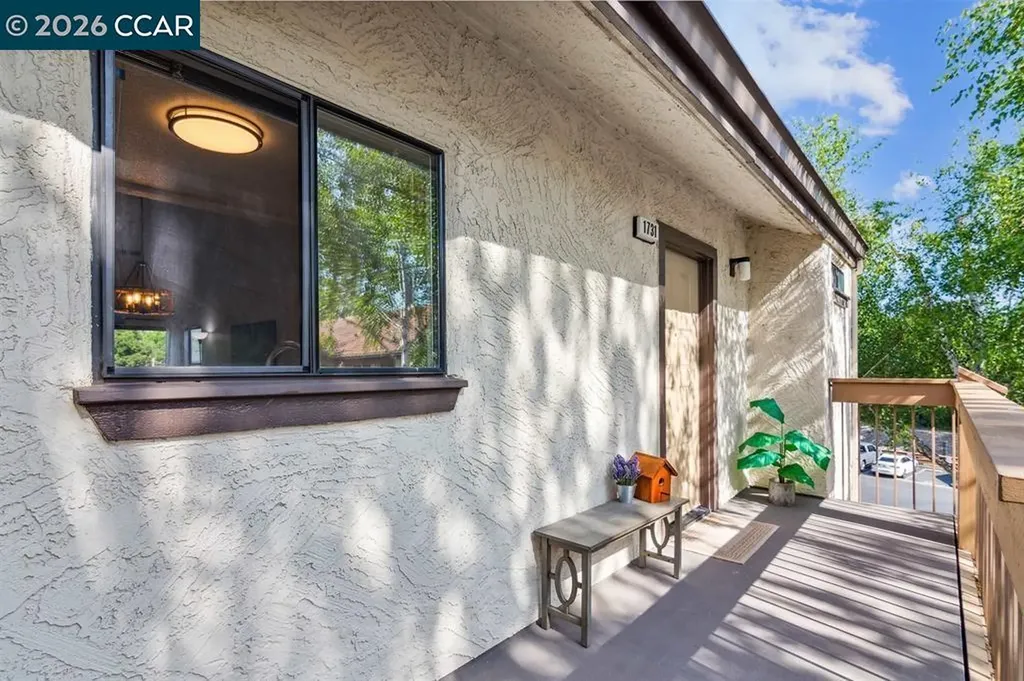 1731 Villa Way Walnut Creek CA 94595