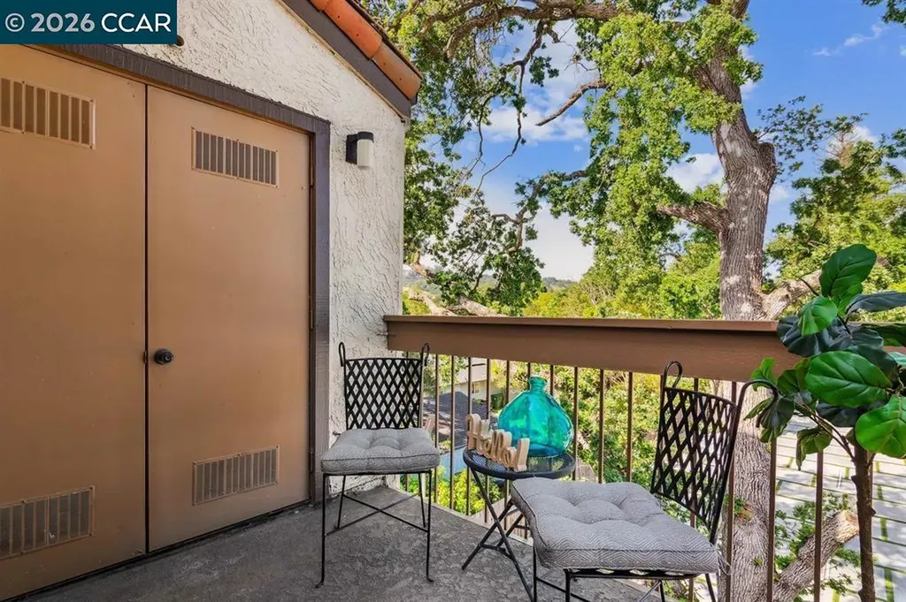 1731 Villa Way Walnut Creek CA 94595