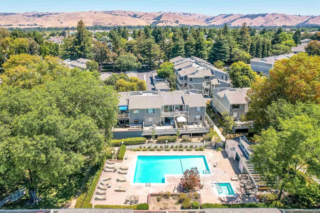 3530 Oakwood Terrace Fremont CA 94536