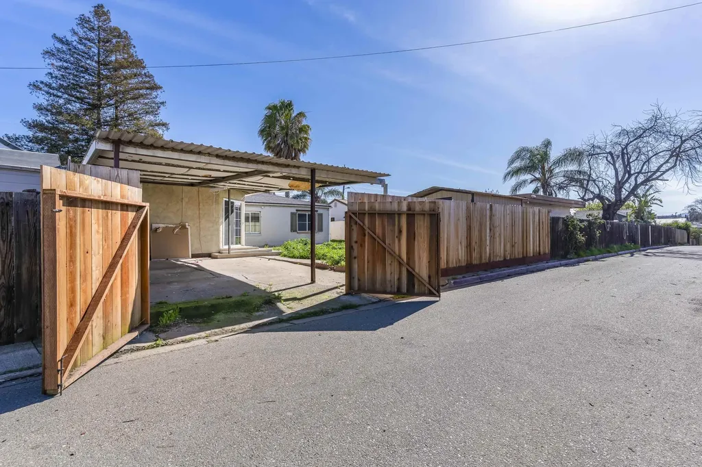 1324 Noia Avenue Antioch CA 94509