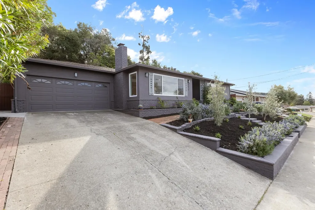 4072 Oak Hill Road Oakland CA 94605