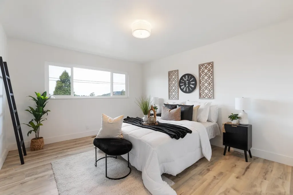 4072 Oak Hill Road Oakland CA 94605