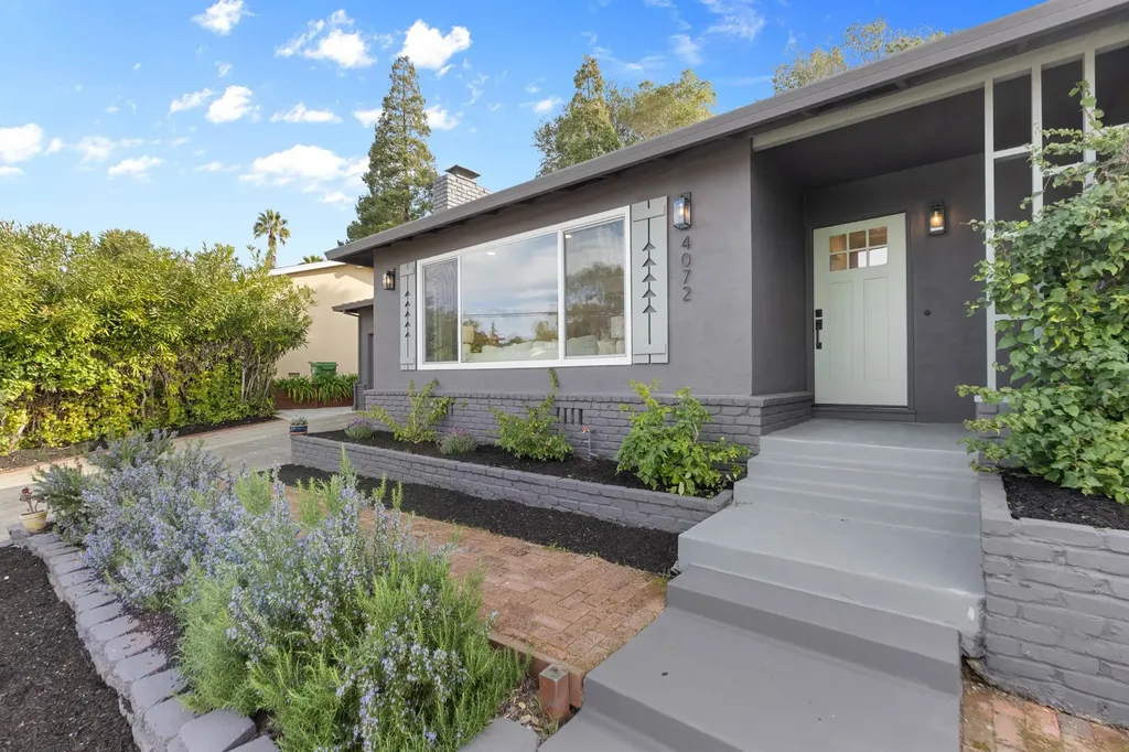 4072 Oak Hill Road Oakland CA 94605