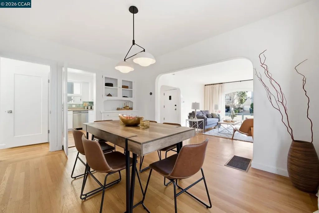 576 Begier Avenue San Leandro CA 94577