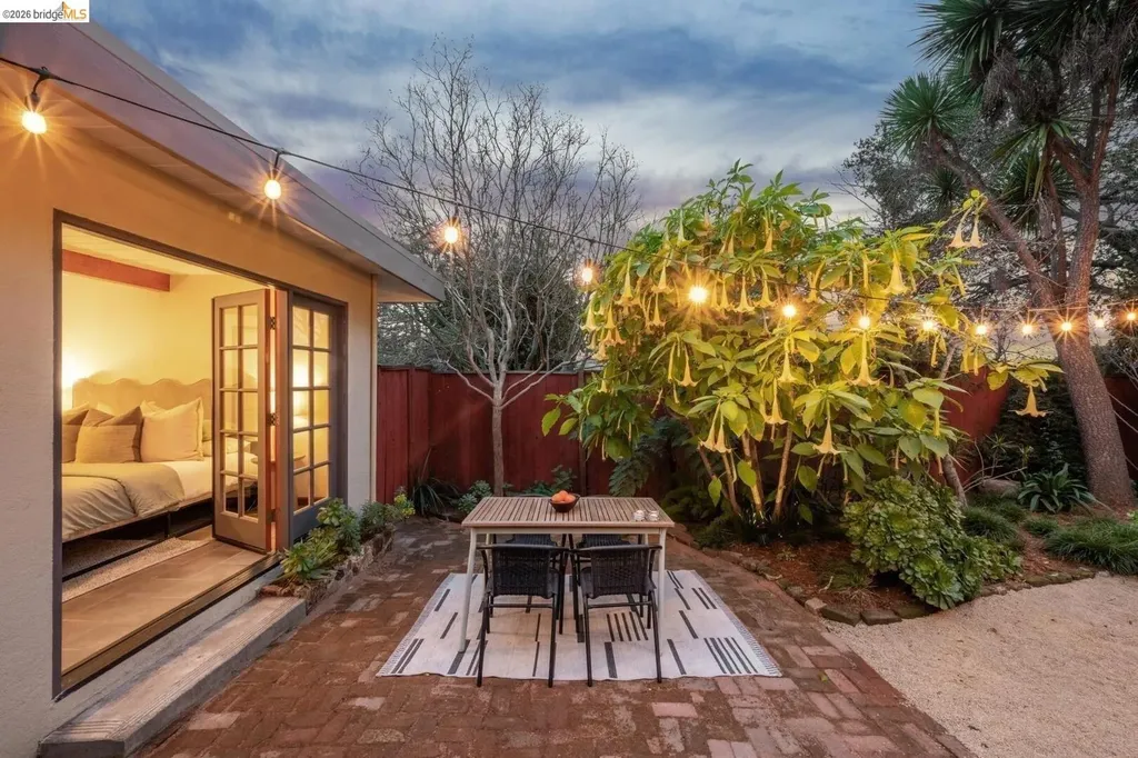 4107 Lyman Road Oakland CA 94602