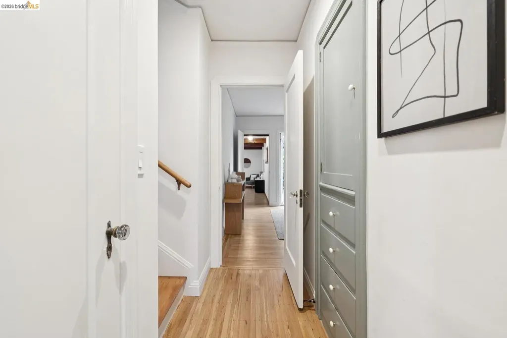 4107 Lyman Road Oakland CA 94602