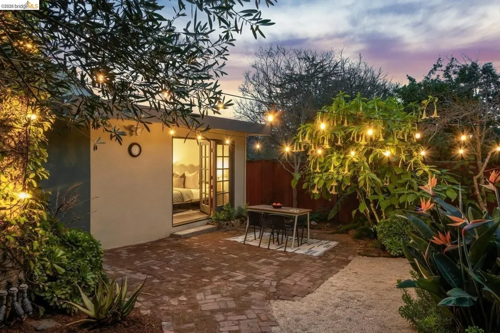 4107 Lyman Road Oakland CA 94602