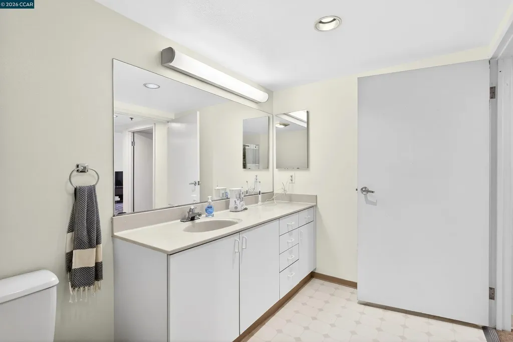 988 Franklin Street Oakland CA 94607