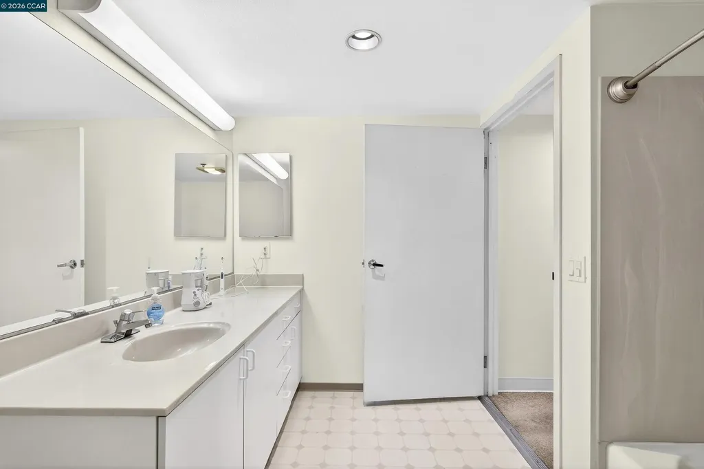 988 Franklin Street Oakland CA 94607