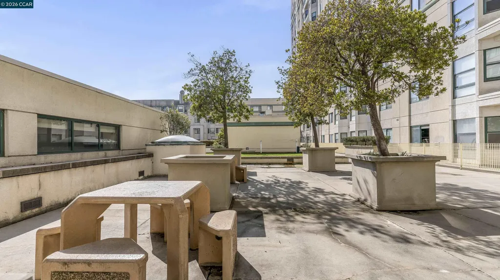 988 Franklin Street Oakland CA 94607