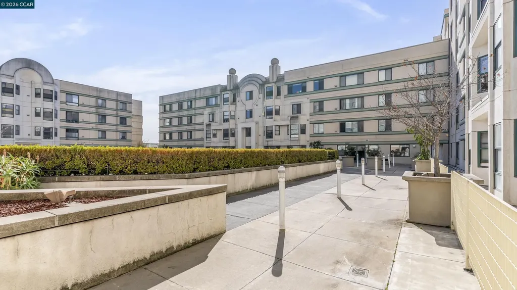 988 Franklin Street Oakland CA 94607