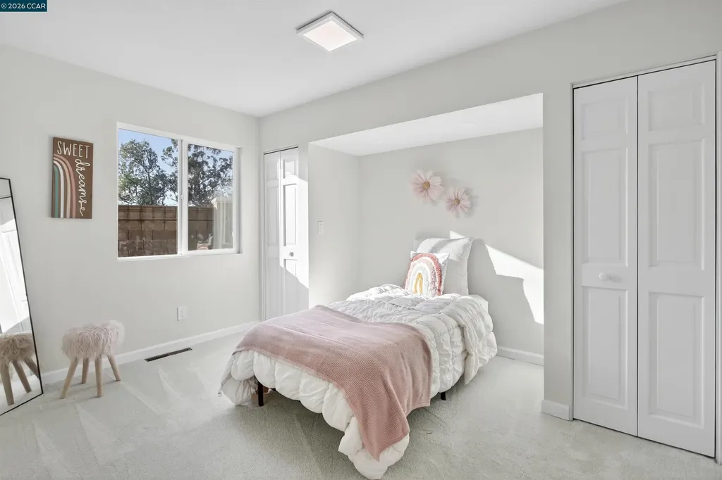 1956 Holly Drive Concord CA 94521