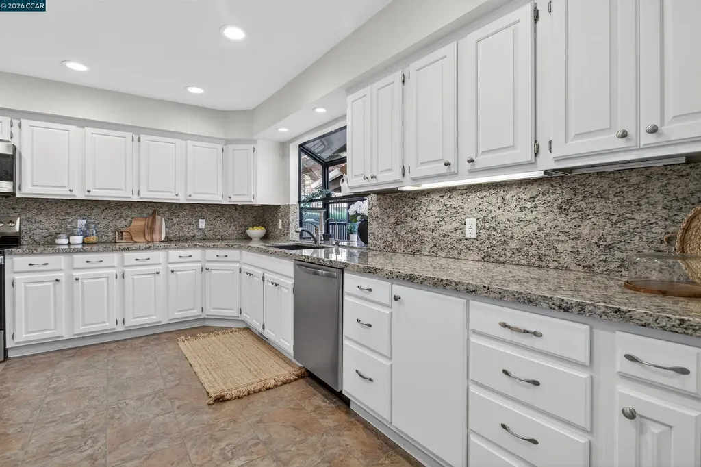 1956 Holly Drive Concord CA 94521