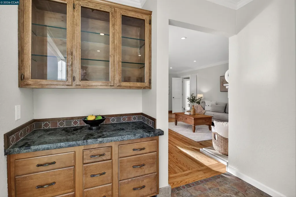 1956 Holly Drive Concord CA 94521