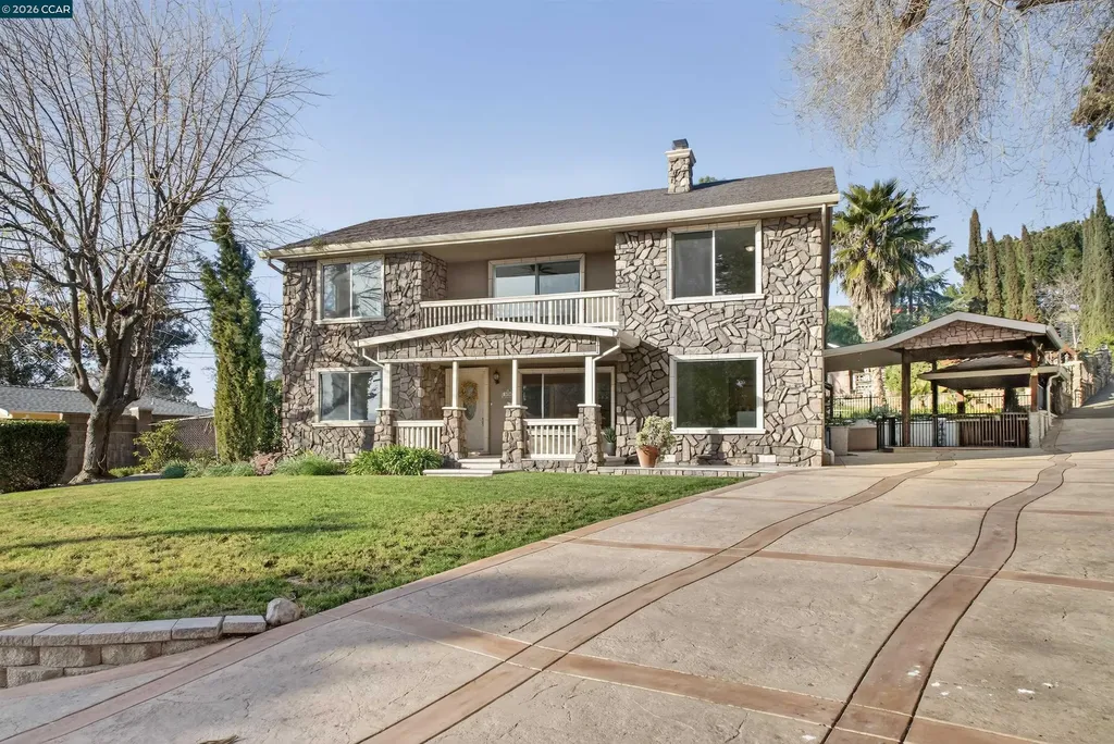 1956 Holly Drive Concord CA 94521