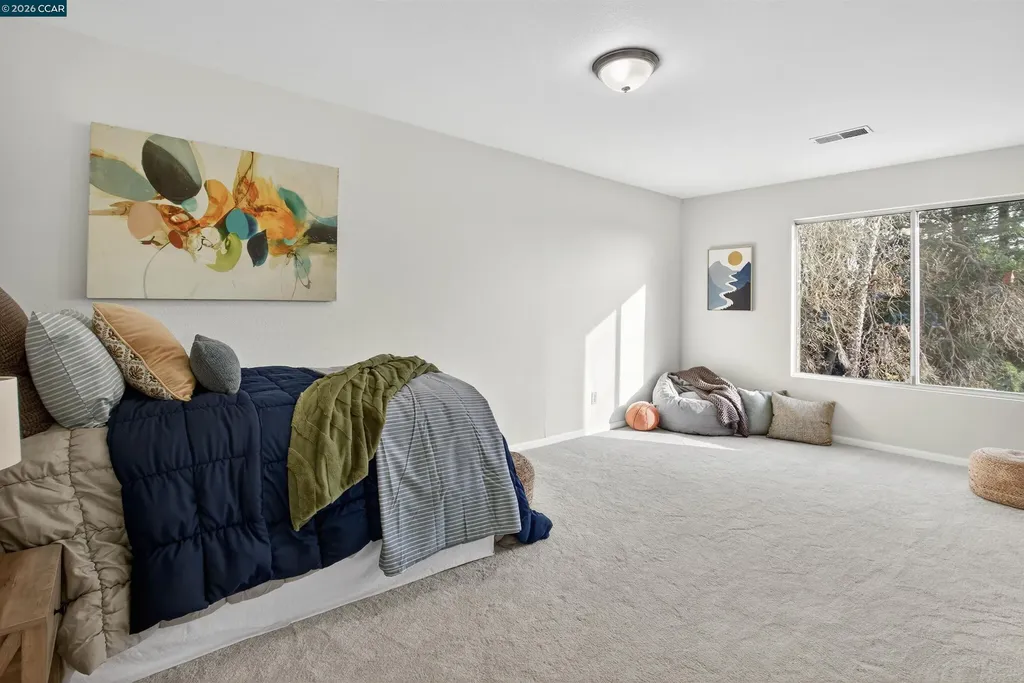 1956 Holly Drive Concord CA 94521