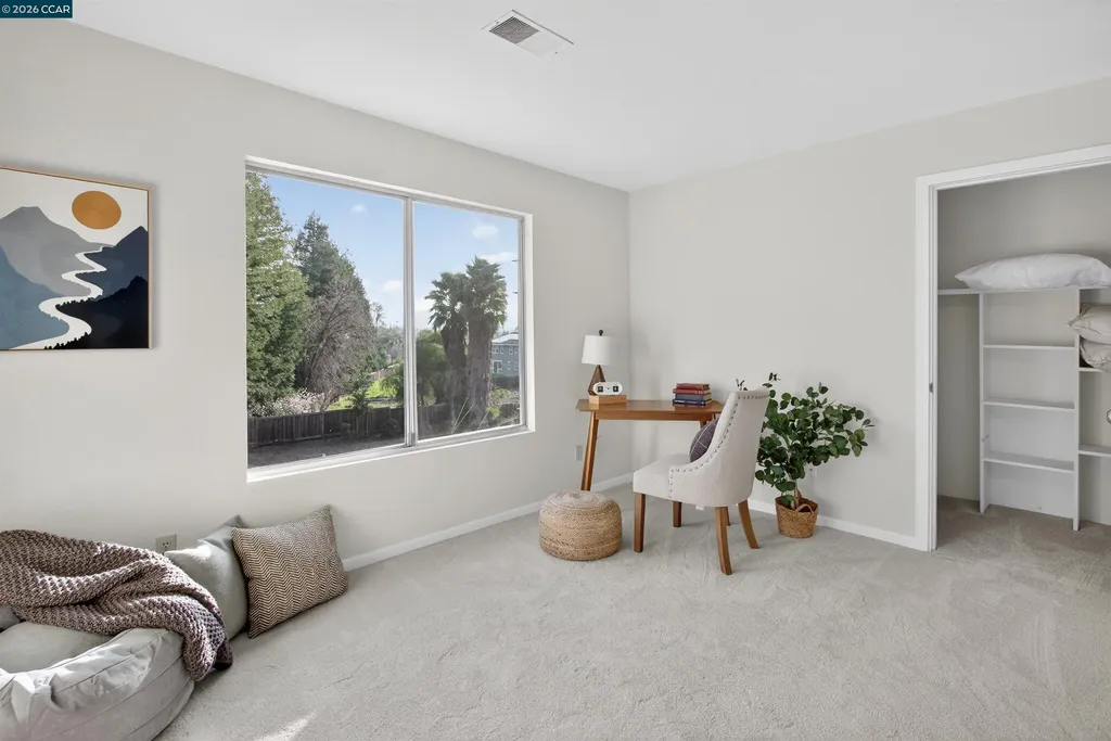 1956 Holly Drive Concord CA 94521