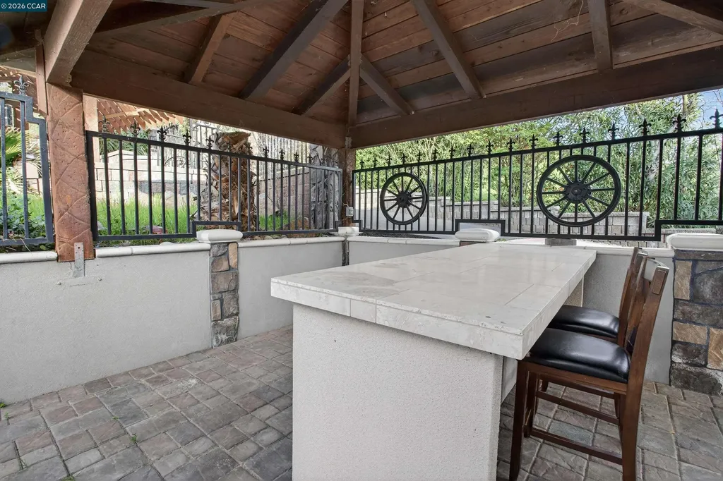 1956 Holly Drive Concord CA 94521