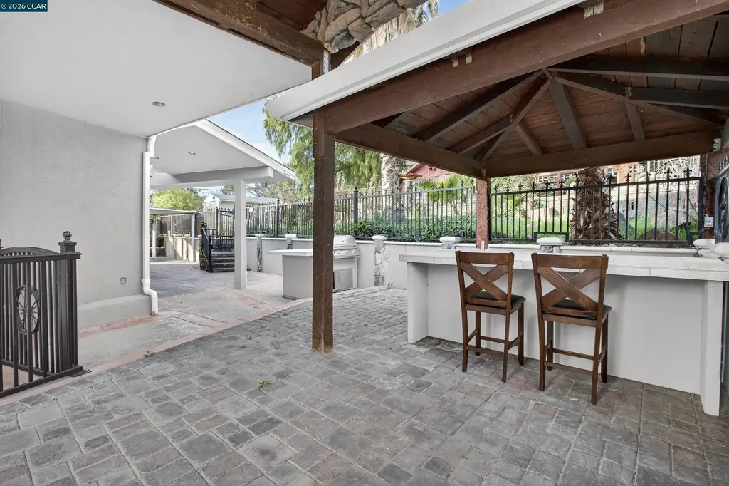 1956 Holly Drive Concord CA 94521