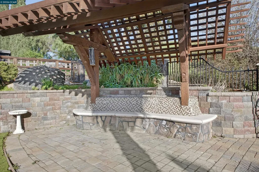 1956 Holly Drive Concord CA 94521