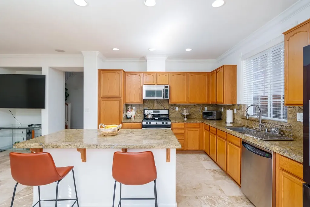 2719 Shellgate Circle Hayward CA 94545