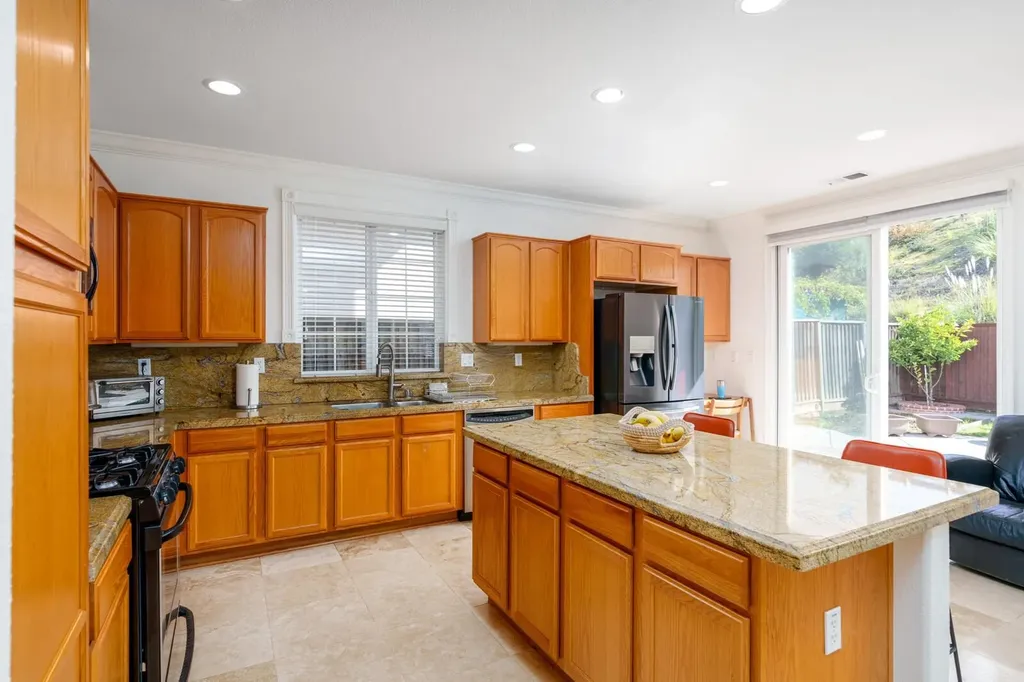 2719 Shellgate Circle Hayward CA 94545