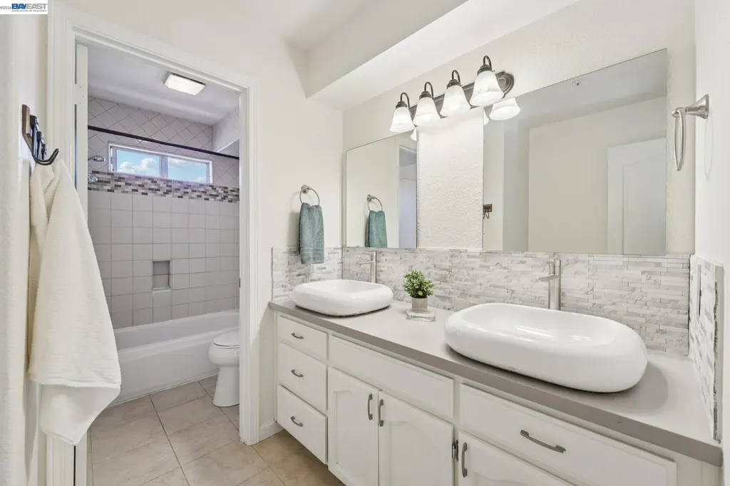 1042 Dana Circle Livermore CA 94550