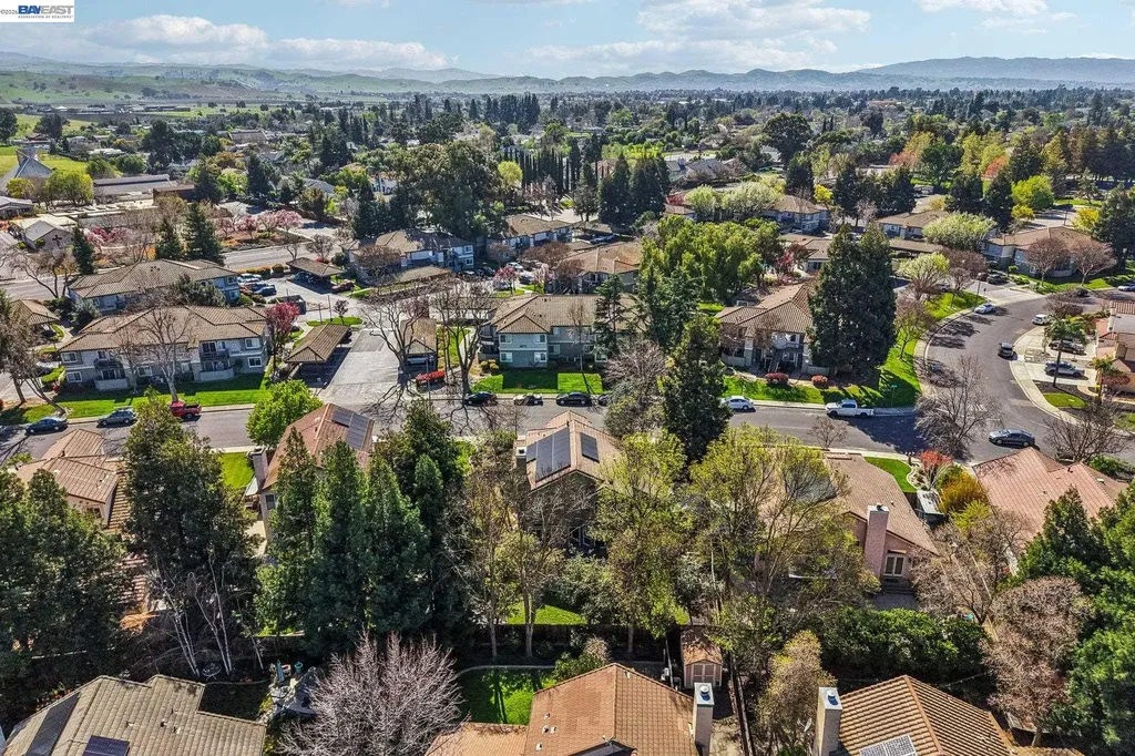 1042 Dana Circle Livermore CA 94550