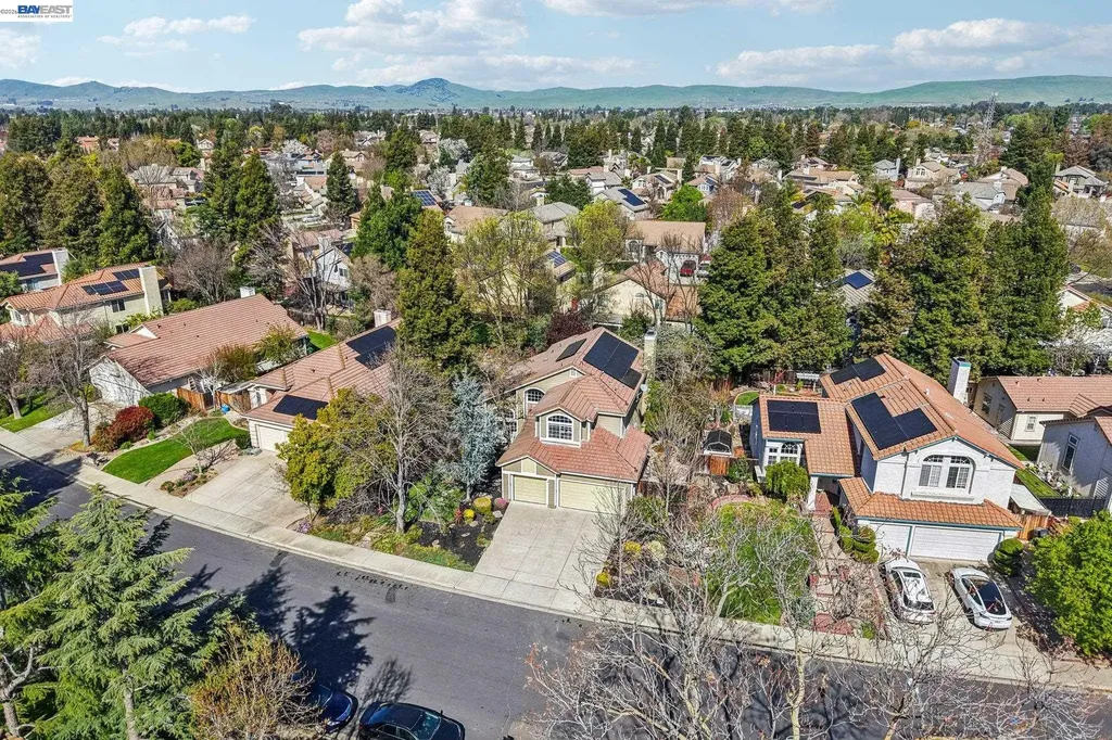 1042 Dana Circle Livermore CA 94550