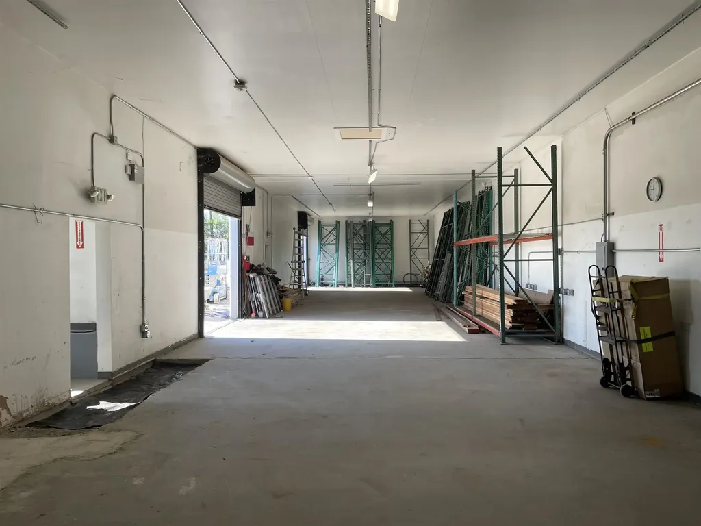 5115 8th Street Oakland CA 94601