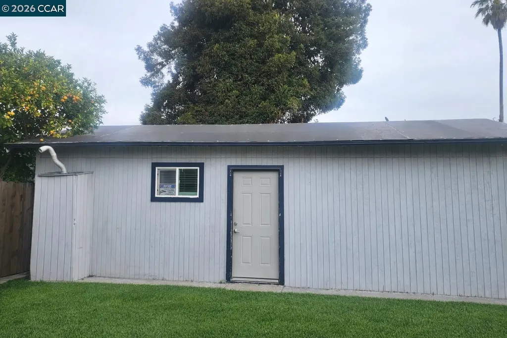 2079 Church Street Oakland CA 94621