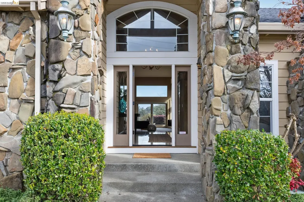78 Scenic Drive Orinda CA 94563