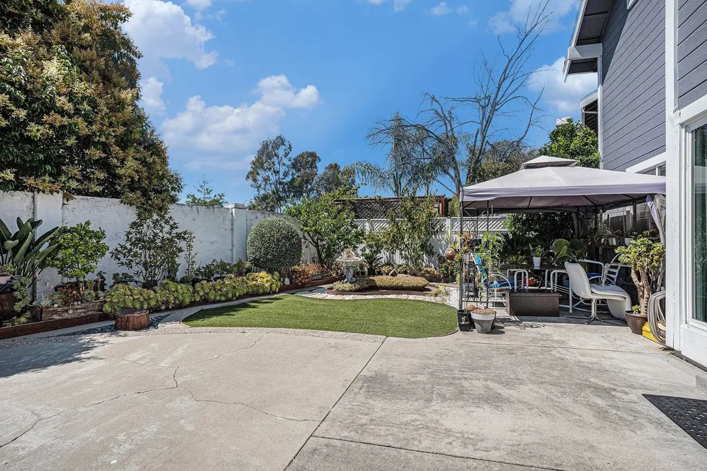 111 Overacker Terrace Fremont CA 94536