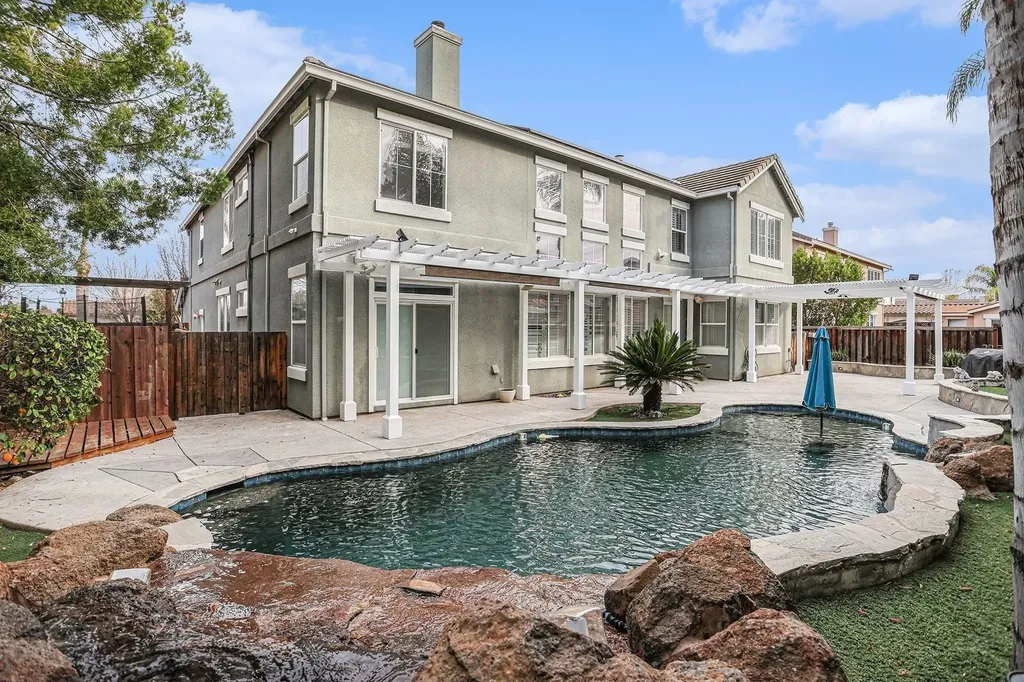 1820 La Fonte Drive Brentwood CA 94513