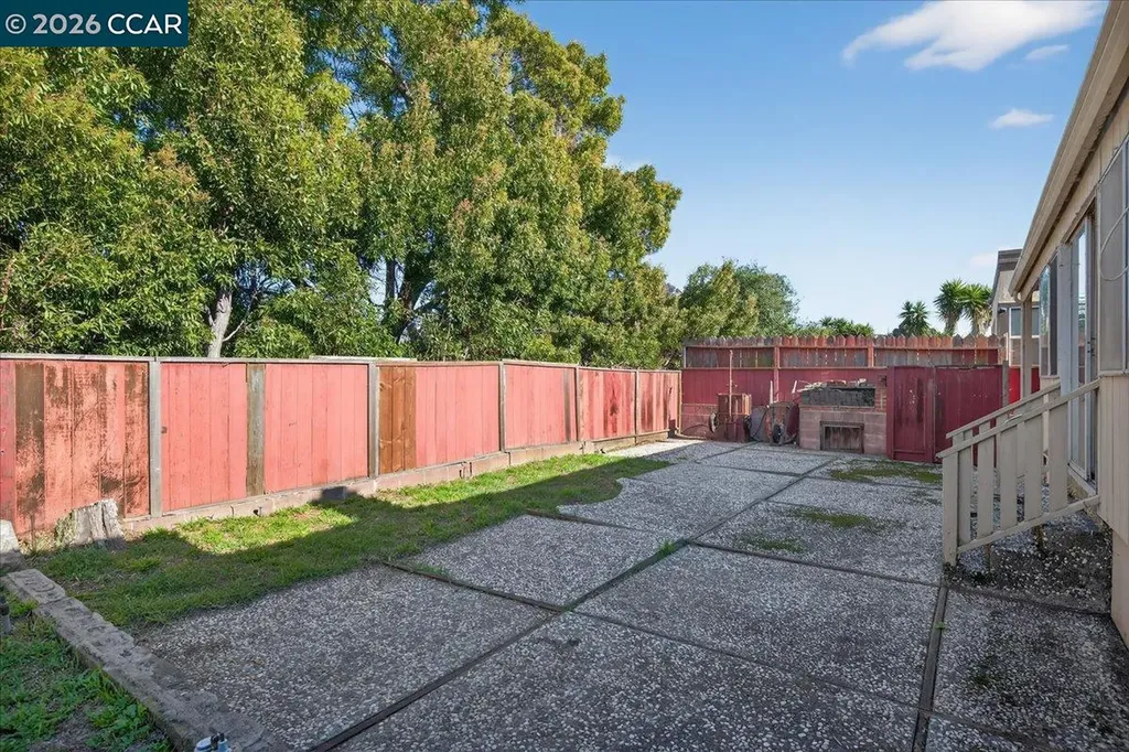 1374 Santa Clara Street Richmond CA 94804