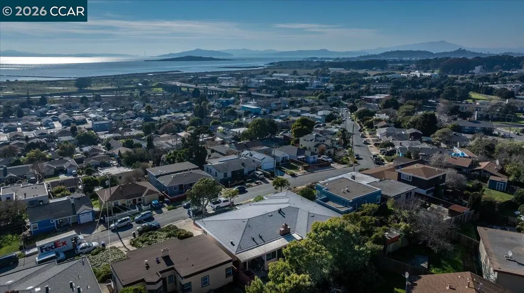 1374 Santa Clara Street Richmond CA 94804