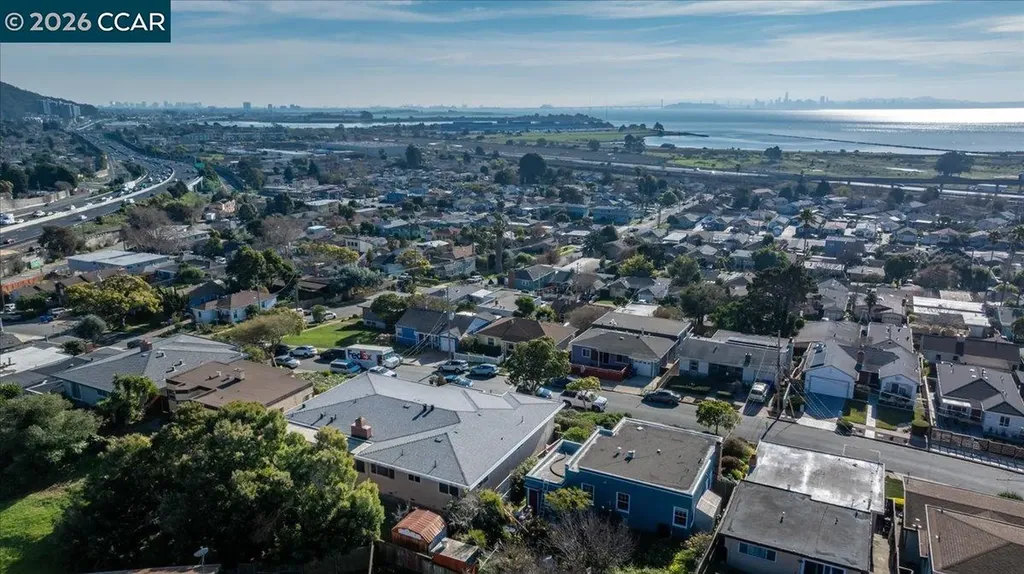 1374 Santa Clara Street Richmond CA 94804