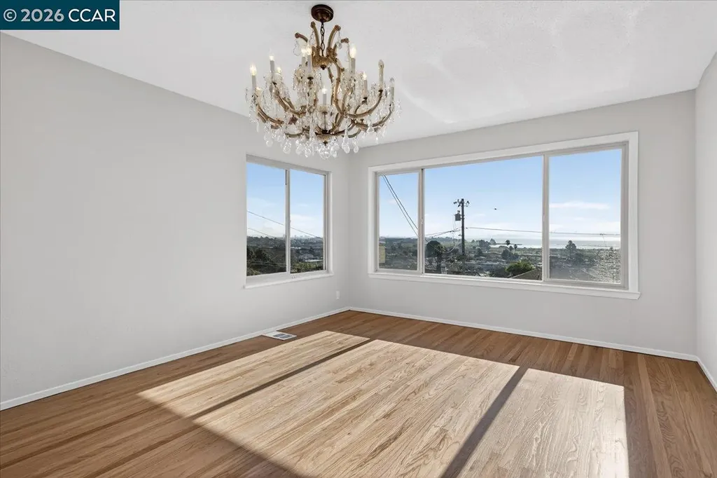 1374 Santa Clara Street Richmond CA 94804