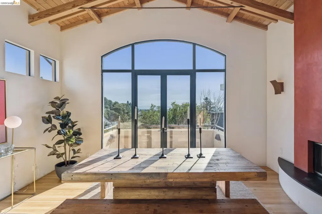 150 Vicente Road Berkeley CA 94705