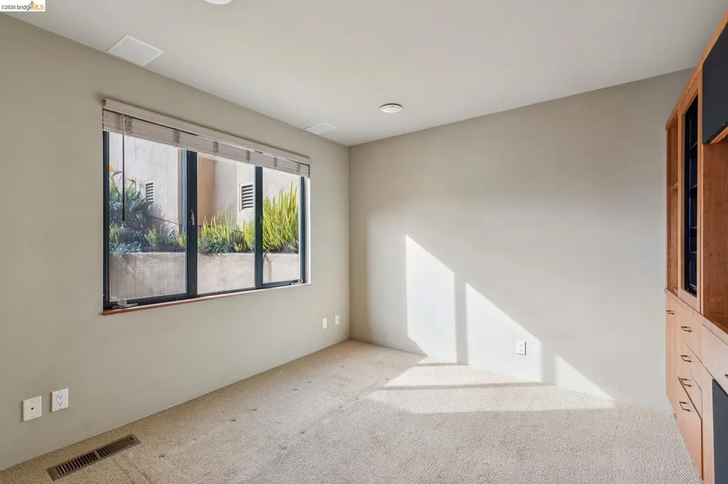 150 Vicente Road Berkeley CA 94705