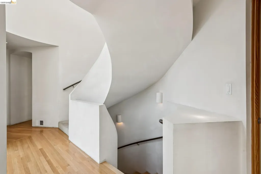 150 Vicente Road Berkeley CA 94705