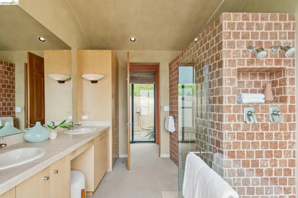 150 Vicente Road Berkeley CA 94705