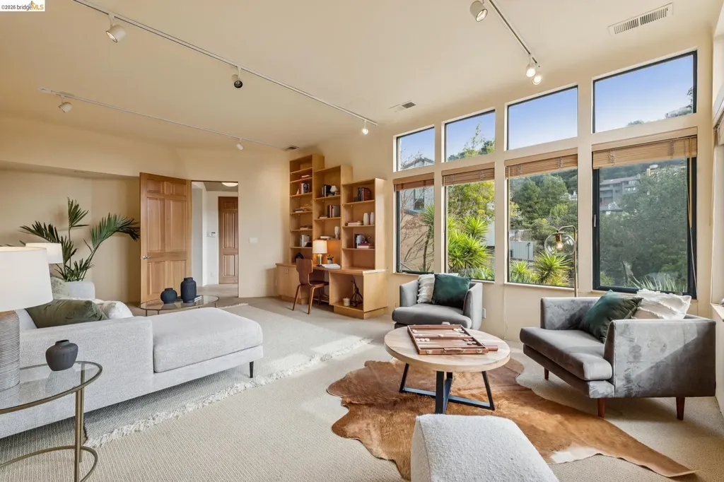 150 Vicente Road Berkeley CA 94705