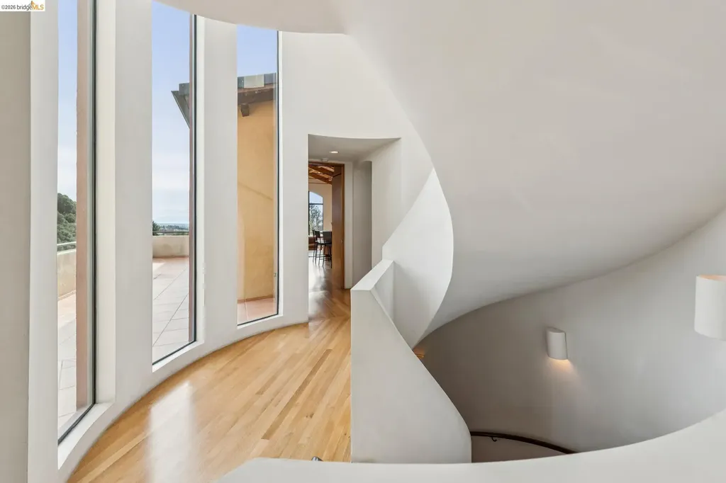 150 Vicente Road Berkeley CA 94705