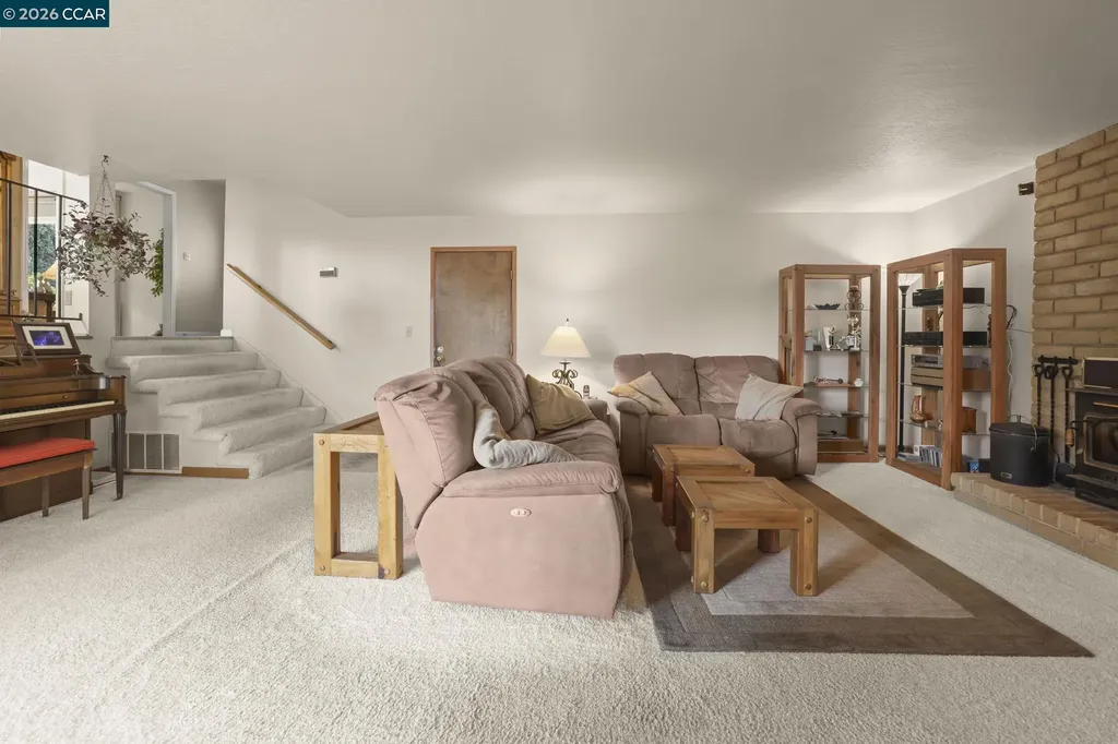 61 Banbridge Place Pleasant Hill CA 94523