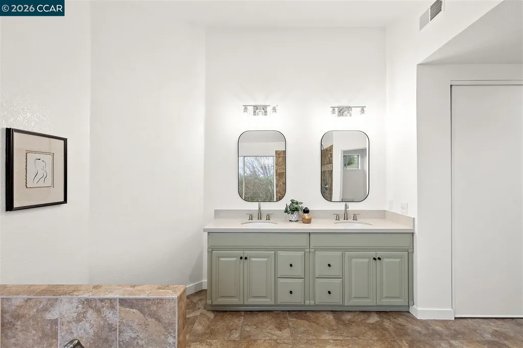 5104 Carriage Way Antioch CA 94531