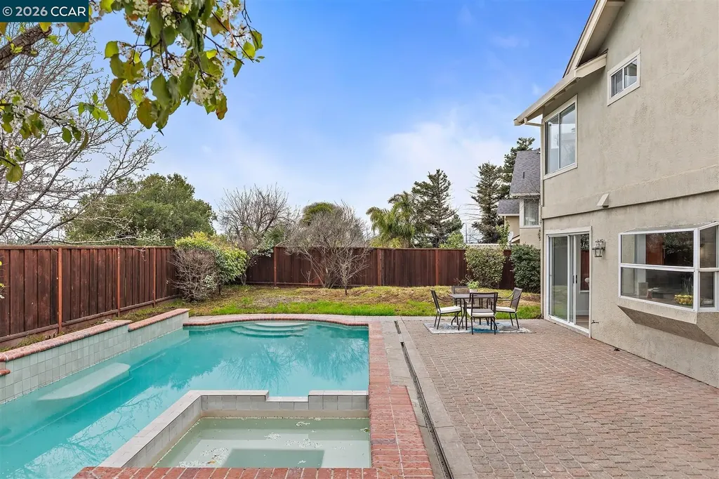 5104 Carriage Way Antioch CA 94531